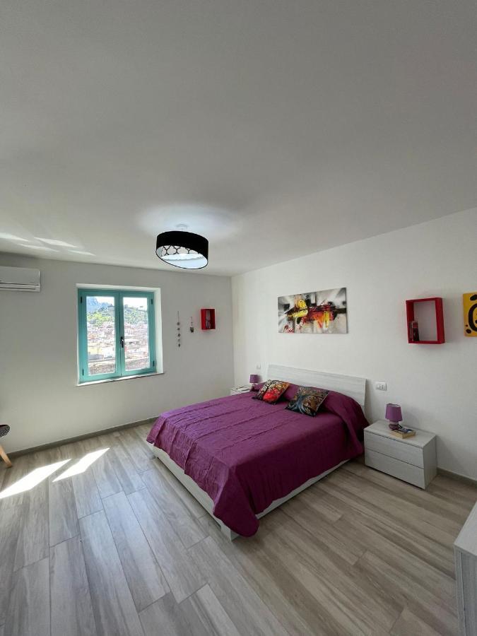 Casa Vacanze Sa Piazza Lägenhet Dorgali Exteriör bild